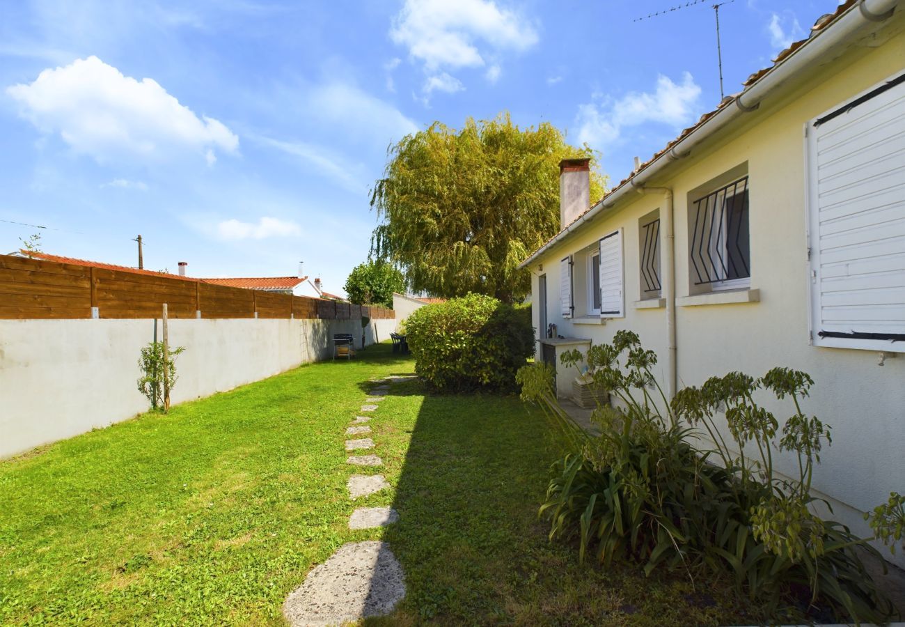 Maison à Brem-sur-Mer - Nature et découverte pour 8 personnes à Brem 