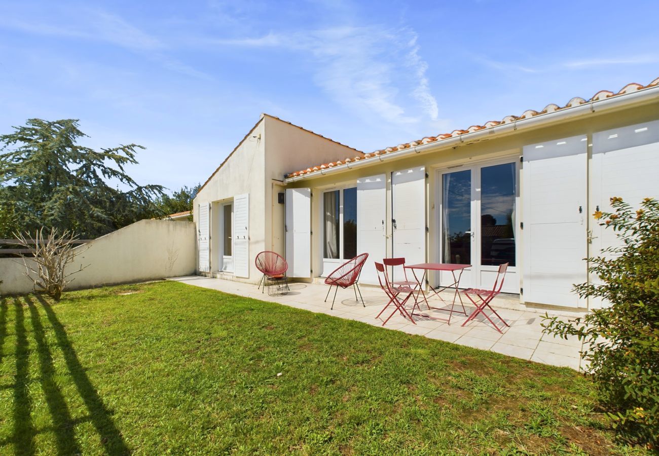 Maison à Brem-sur-Mer - Nature et découverte pour 8 personnes à Brem 