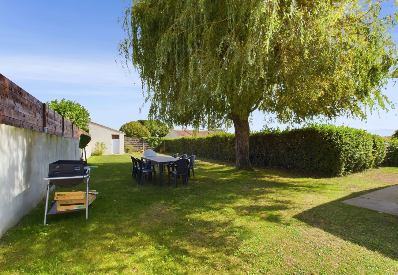 Maison à Brem-sur-Mer - Nature et découverte pour 8 personnes à Brem 
