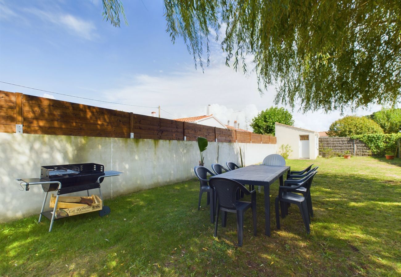 Maison à Brem-sur-Mer - Nature et découverte pour 8 personnes à Brem 