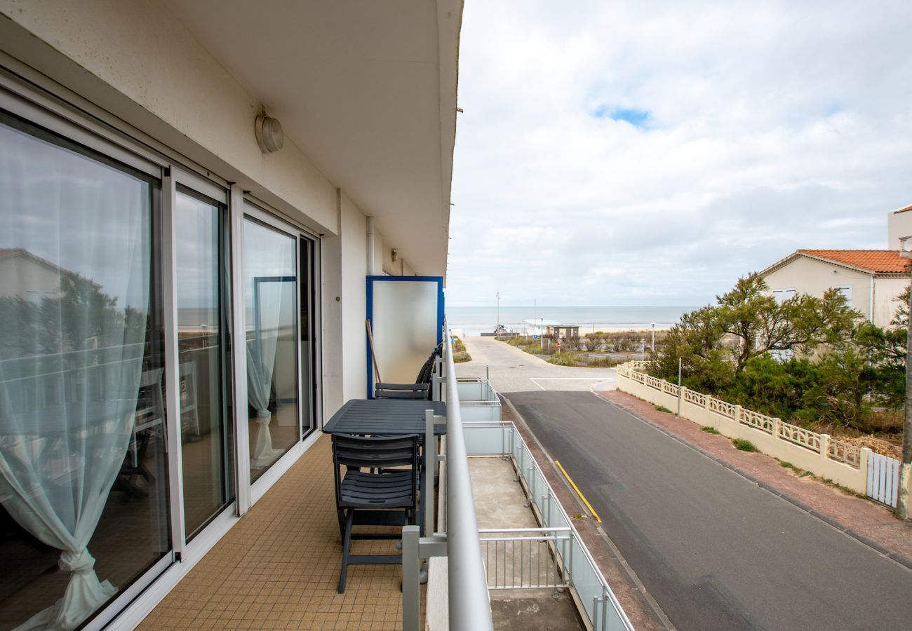Appartement à Notre-Dame-de-Monts - À 50m de la plage, appartement pour 4