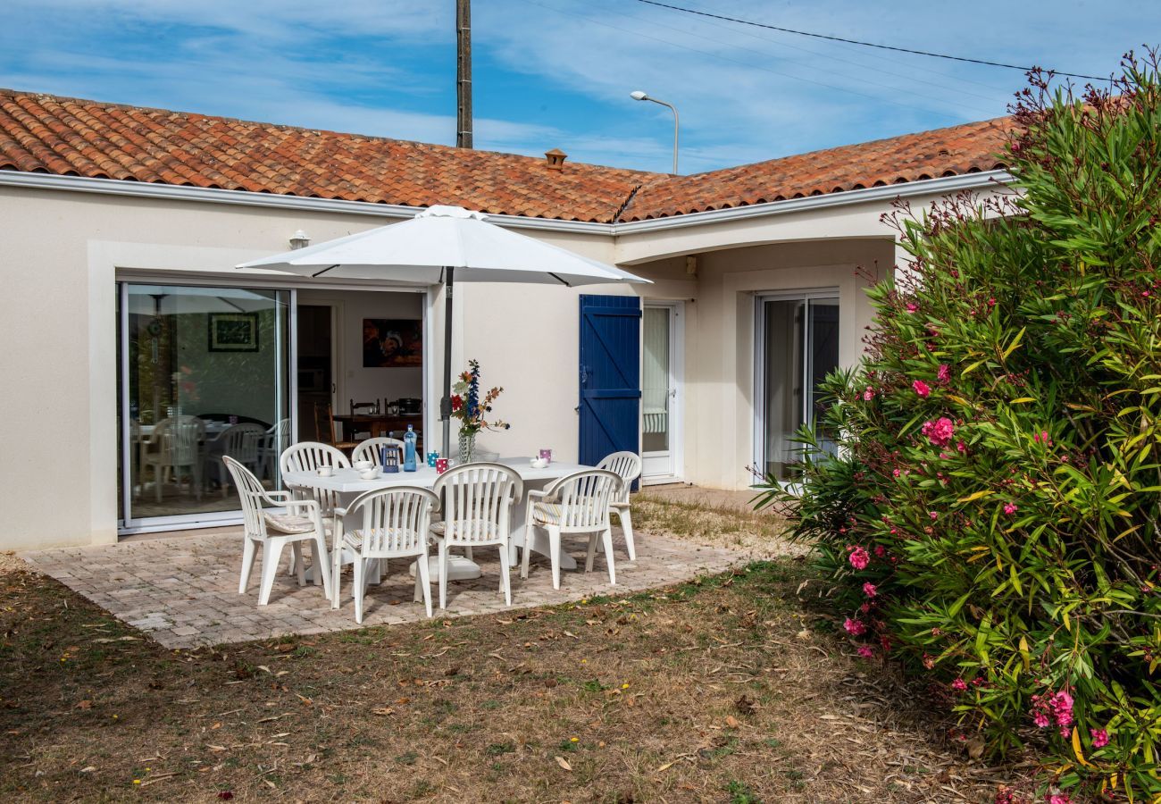 Maison à Saint-Gilles-Croix-de-Vie - La Maison Bleue : À 8 à St Gilles-Croix-de-Vie