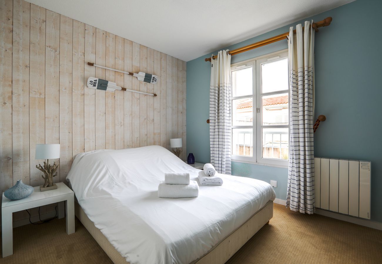 Appartement à Saint-Martin-de-Ré - Au coeur du port, vue unique, appartement pour 6