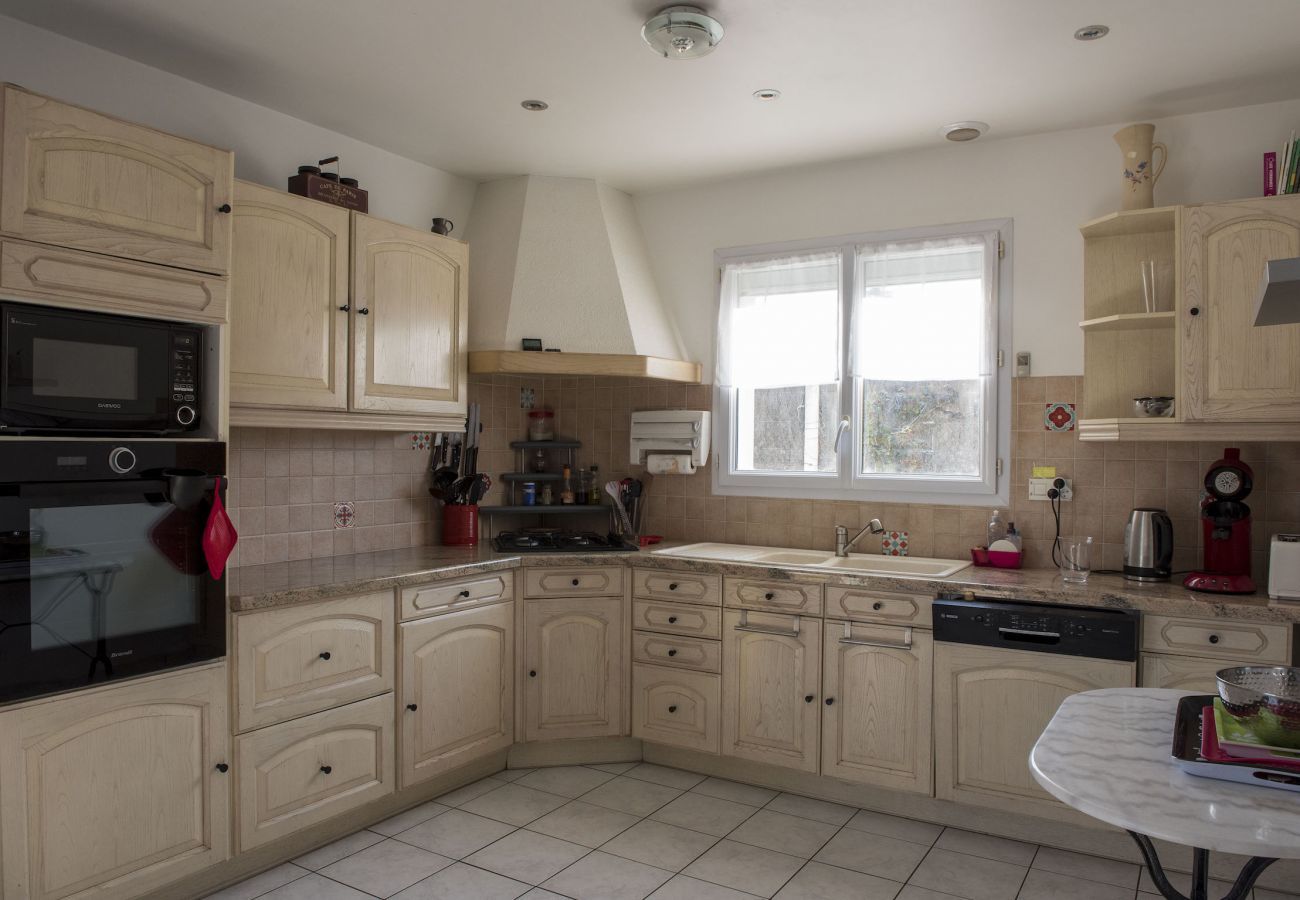 Maison à Le Fenouiller - Maison familiale pour 6 avec jardin