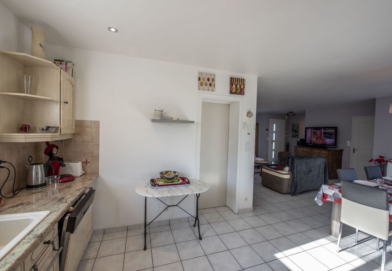 Maison à Le Fenouiller - Maison familiale pour 6 avec jardin