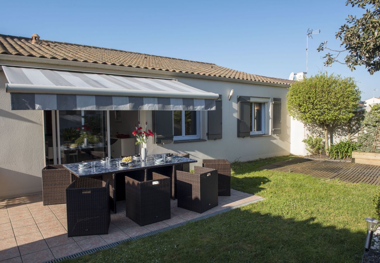 Maison à Le Fenouiller - Maison familiale pour 6 avec jardin