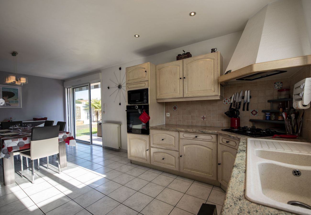 Maison à Le Fenouiller - Maison familiale pour 6 avec jardin