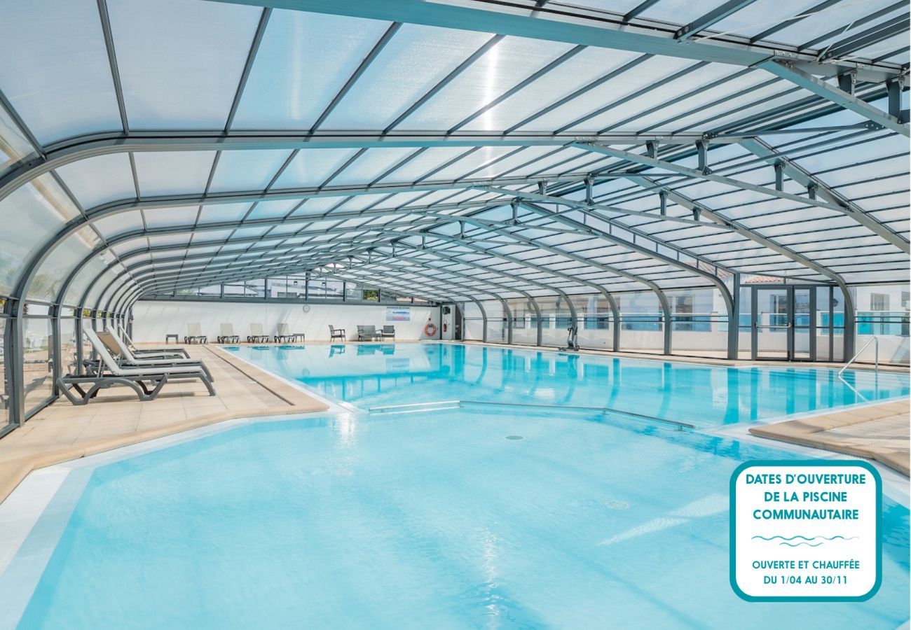 Chalet à Bretignolles-sur-Mer - Chalet pour 4 dans un Domaine avec piscine 