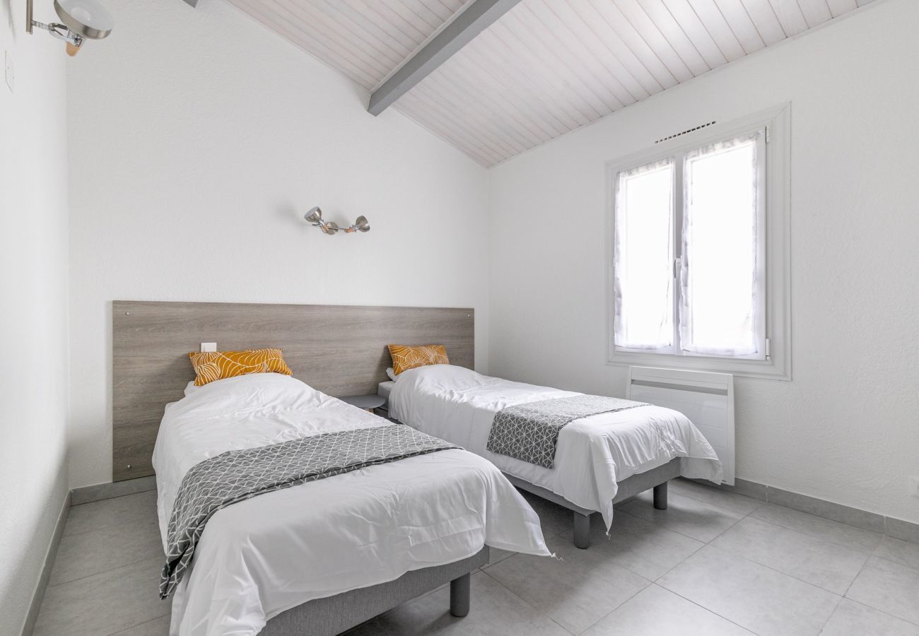 Appartement à La Guérinière - Appartement pour 4 - 450m Plage des Sables d'Or