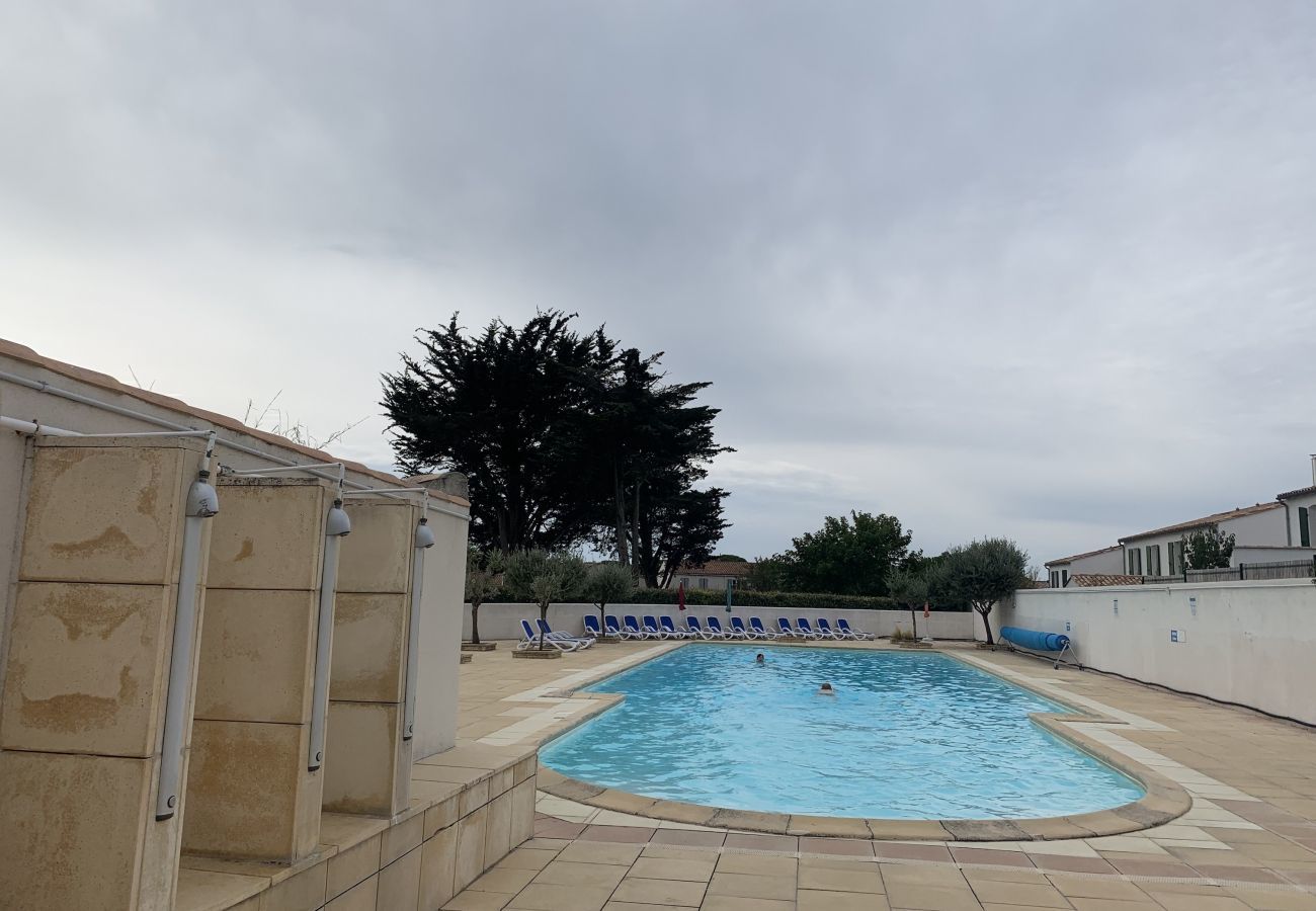 Maison à La Flotte - Jolie maison en résidence avec piscine pour 5