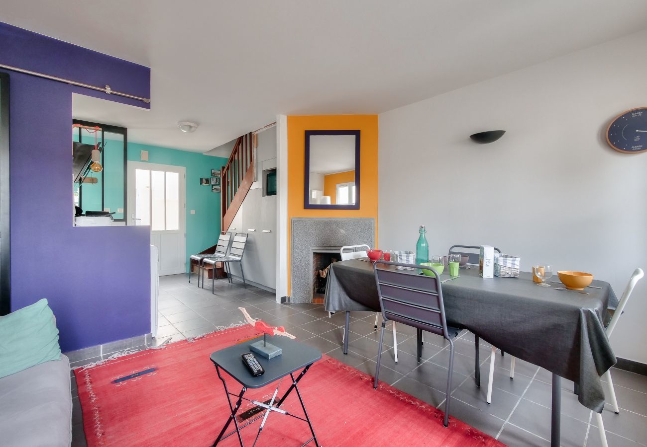 Maison à La Flotte - Jolie maison en résidence avec piscine pour 5