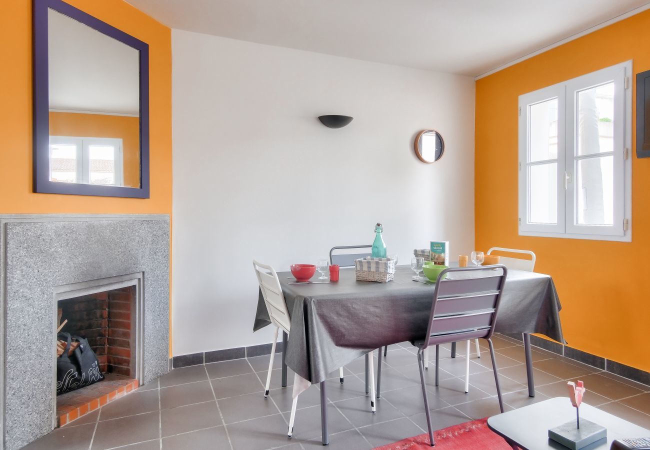 Maison à La Flotte - Jolie maison en résidence avec piscine pour 5