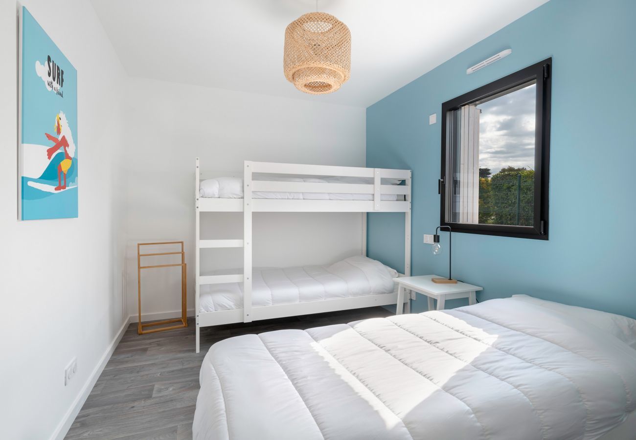 Maison à Saint-Gildas-de-Rhuys - Villa moderne pour 15 avec piscine - Centre 