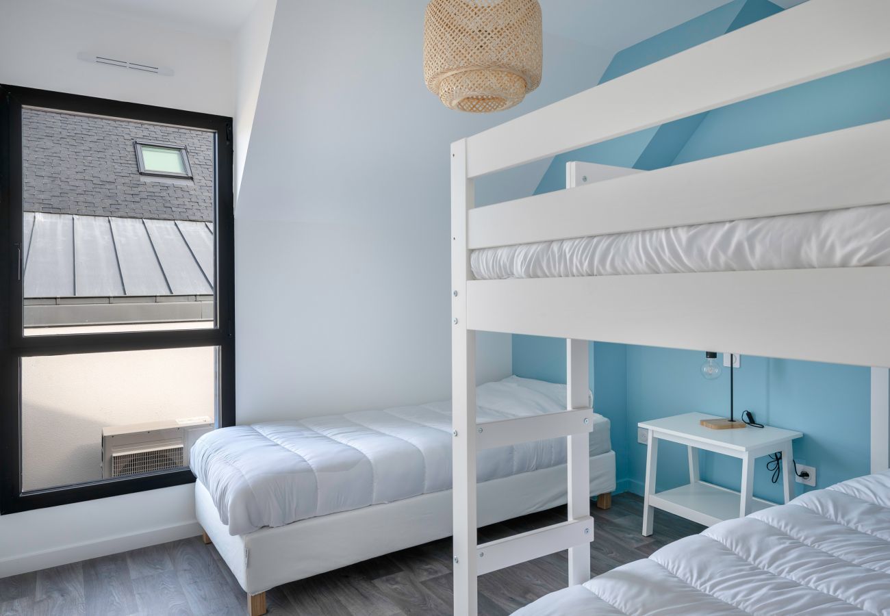 Maison à Saint-Gildas-de-Rhuys - Villa moderne pour 15 avec piscine - Centre 