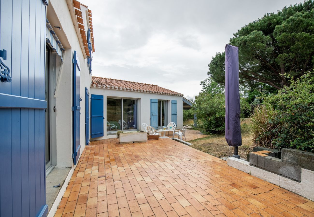 Maison à Barbâtre - Grande maison pour 6 personnes - 300m de la plage