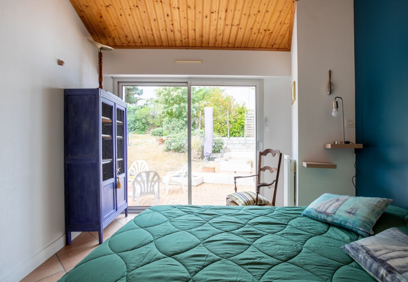 Maison à Barbâtre - Grande maison pour 6 personnes - 300m de la plage