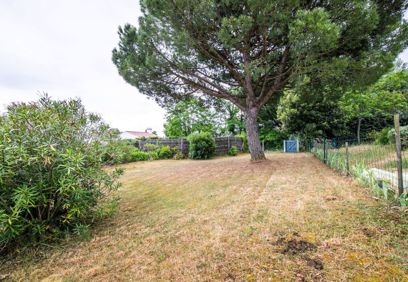 Maison à Barbâtre - Grande maison pour 6 personnes - 300m de la plage