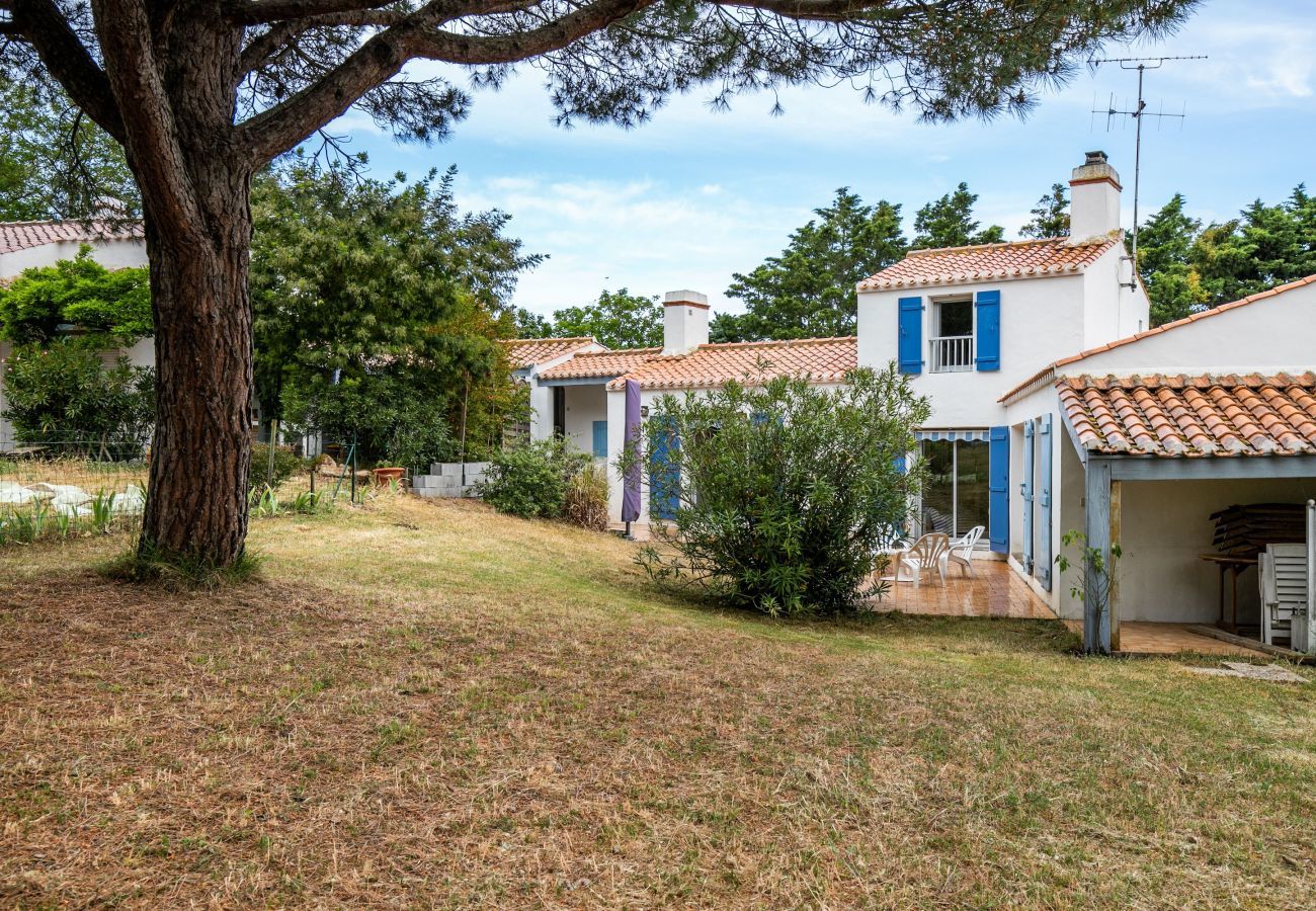Maison à Barbâtre - Grande maison pour 6 personnes - 300m de la plage