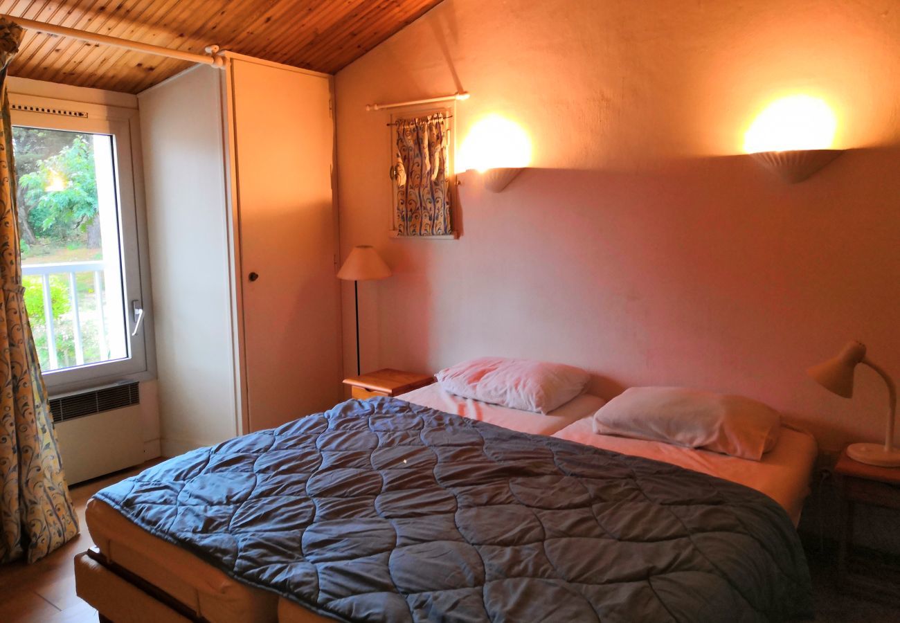 Maison à Barbâtre - Grande maison pour 6 personnes - 300m de la plage