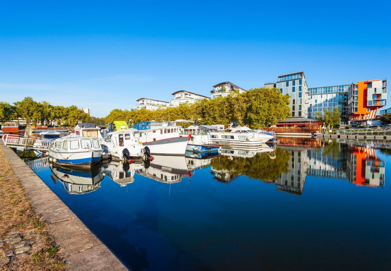 Appartement à Nantes - Appartement en centre-ville et face à l'Erdre