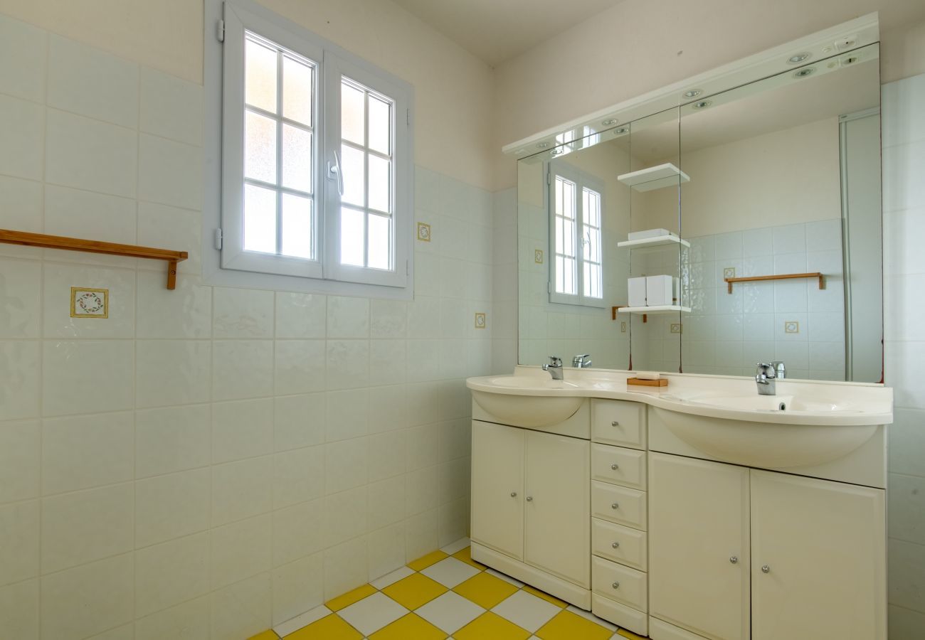 Maison à Notre-Dame-de-Monts - Belle maison proche de la mer pour 6 personnes