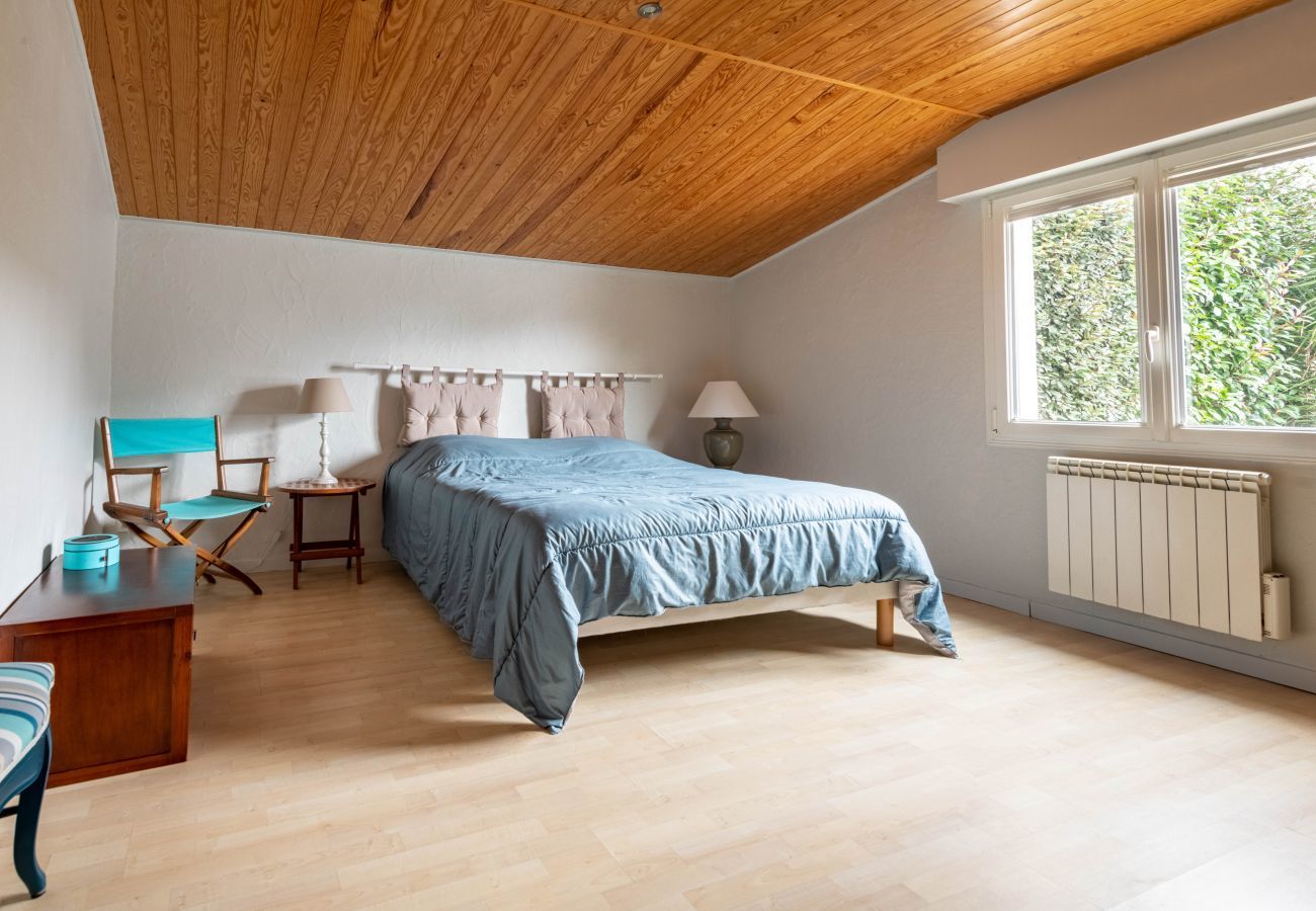 Maison à Sarzeau - Grande maison pour 10 avec piscine, à Sarzeau 