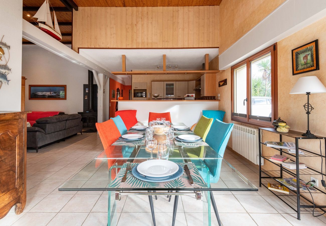 Maison à Sarzeau - Grande maison pour 10 avec piscine, à Sarzeau 
