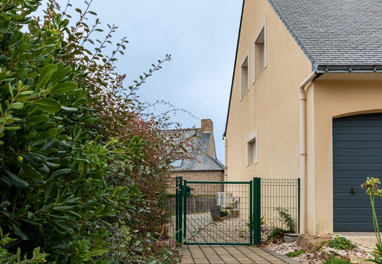 Maison à Arzon - Maison pour 4 avec jardin - 300 m de la plage