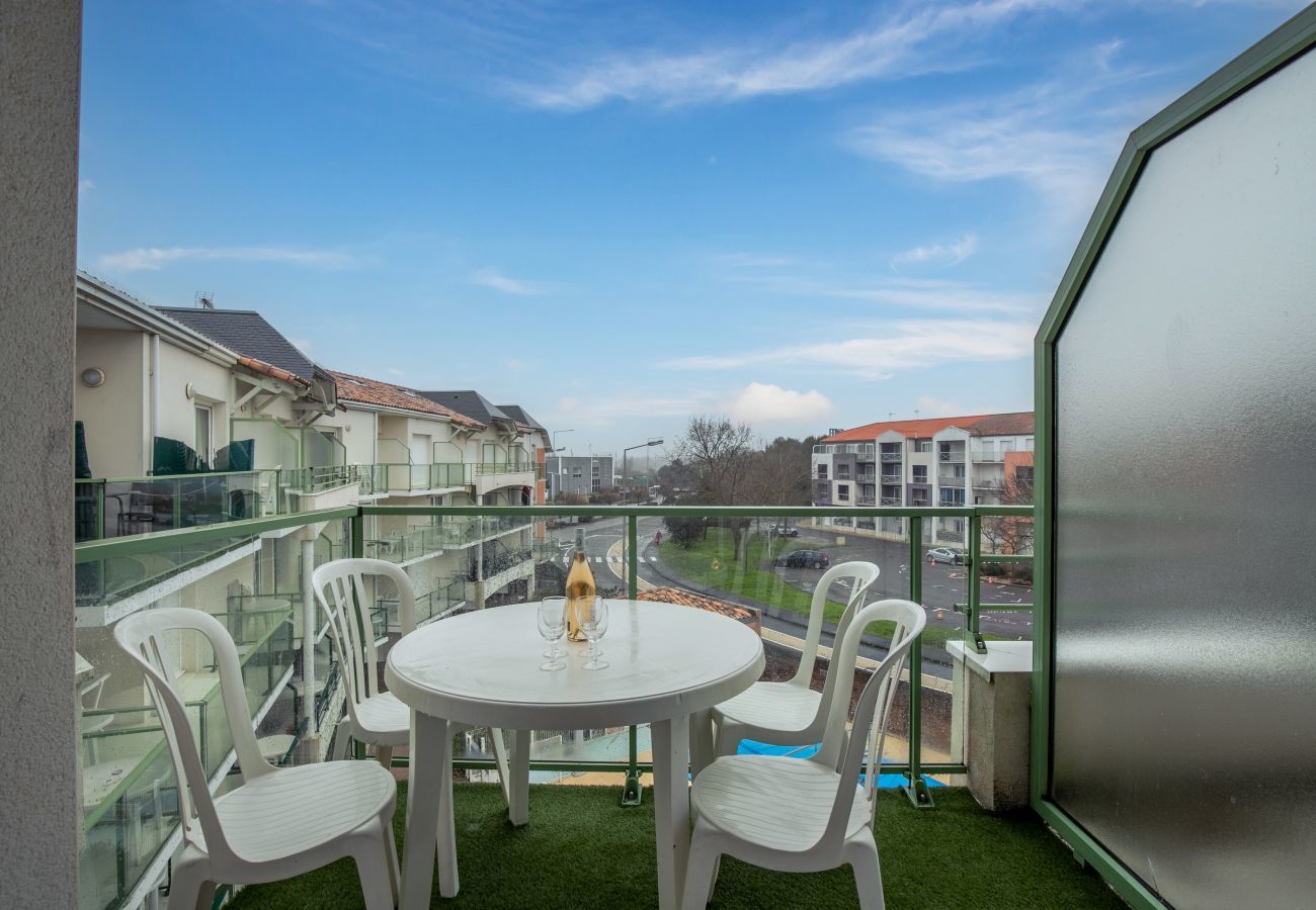 Appartement à Les Sables-d´Olonne - Appart pour 4 - Piscine - Au coeur de La Chaume