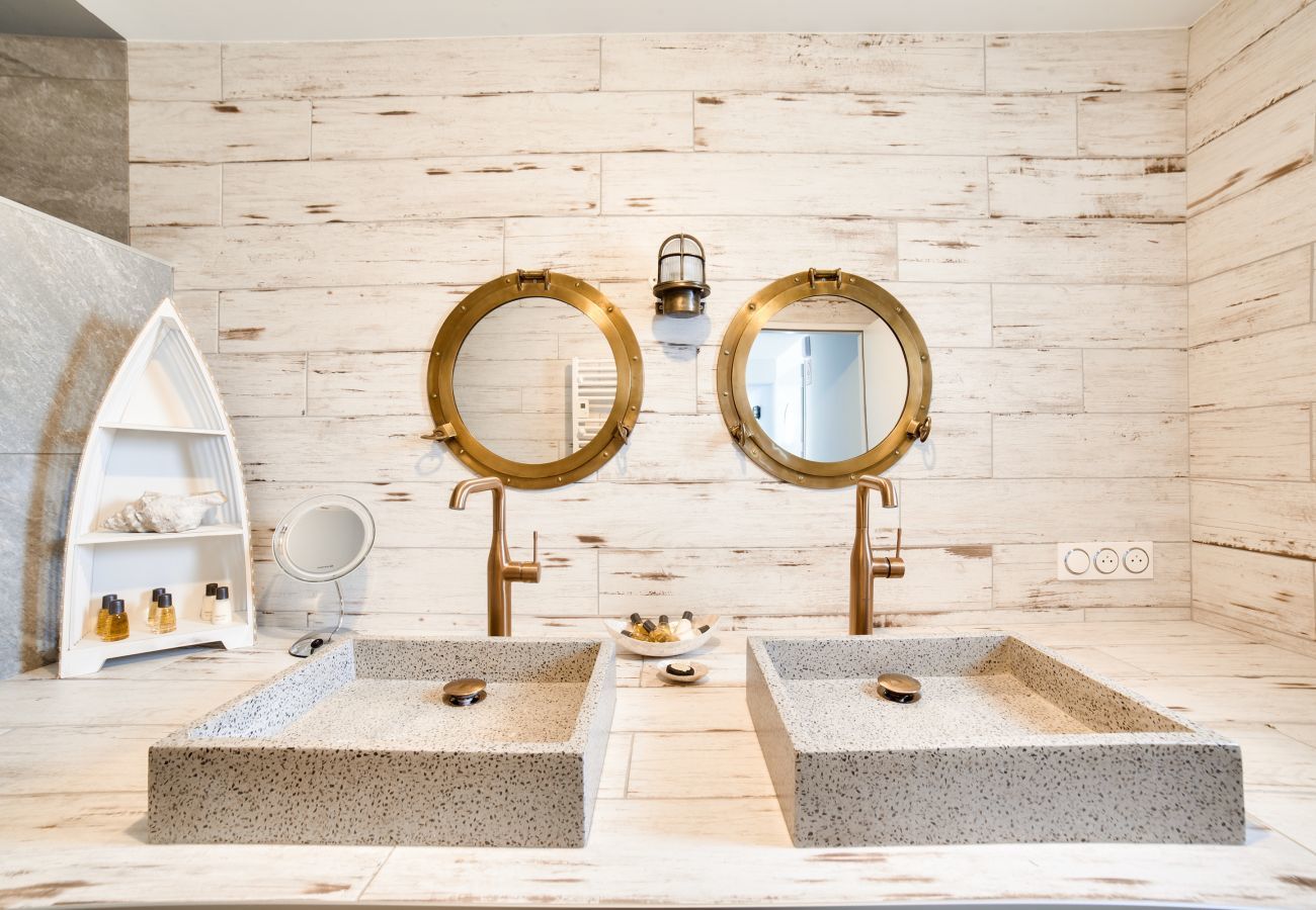 Maison à Noirmoutier-en-l´Ile - Maison pour 9 - Jacuzzi - 300m de la plage