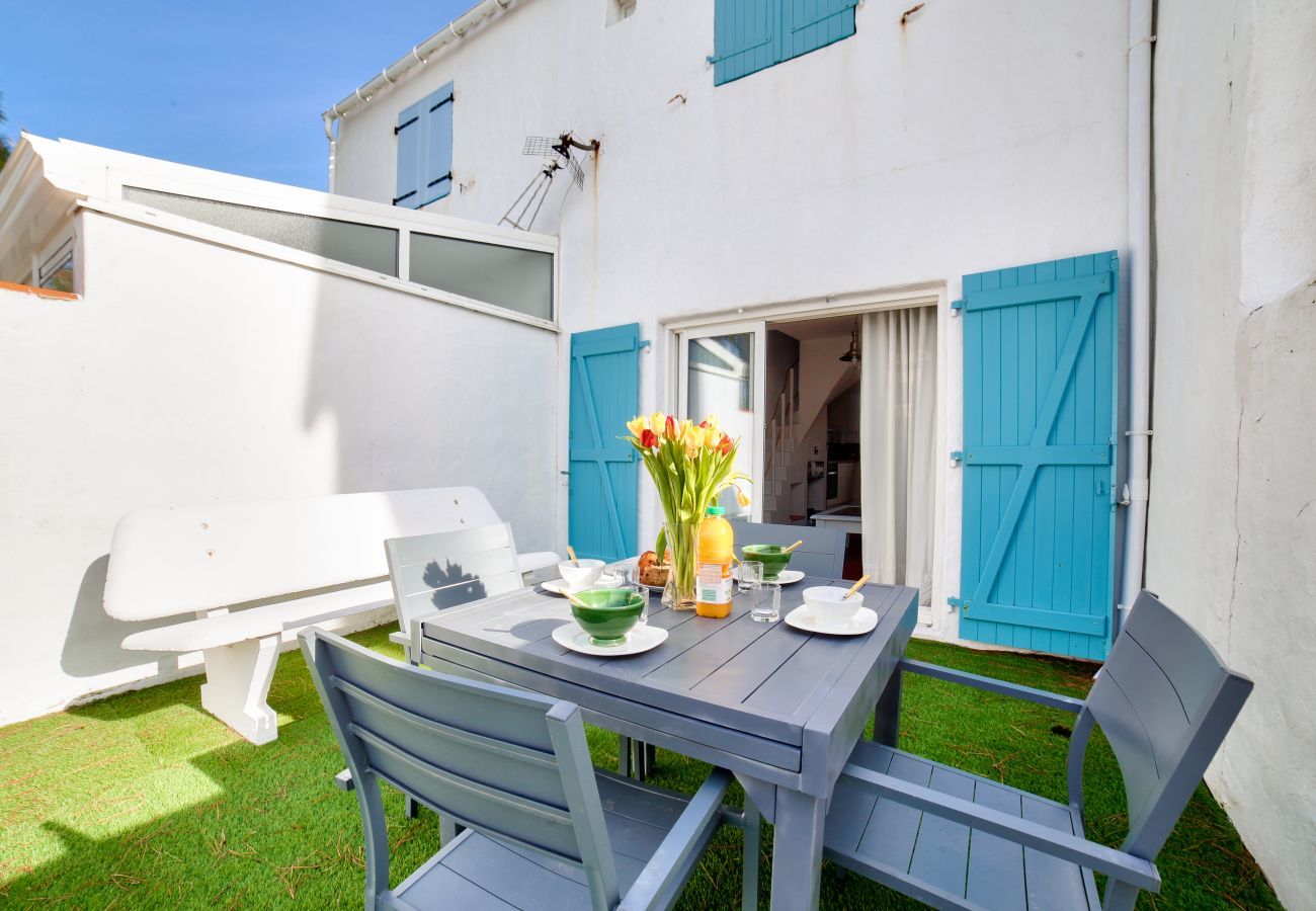 Maison à La Guérinière - Maison pour 5 - Terrasse - 600m de la plage
