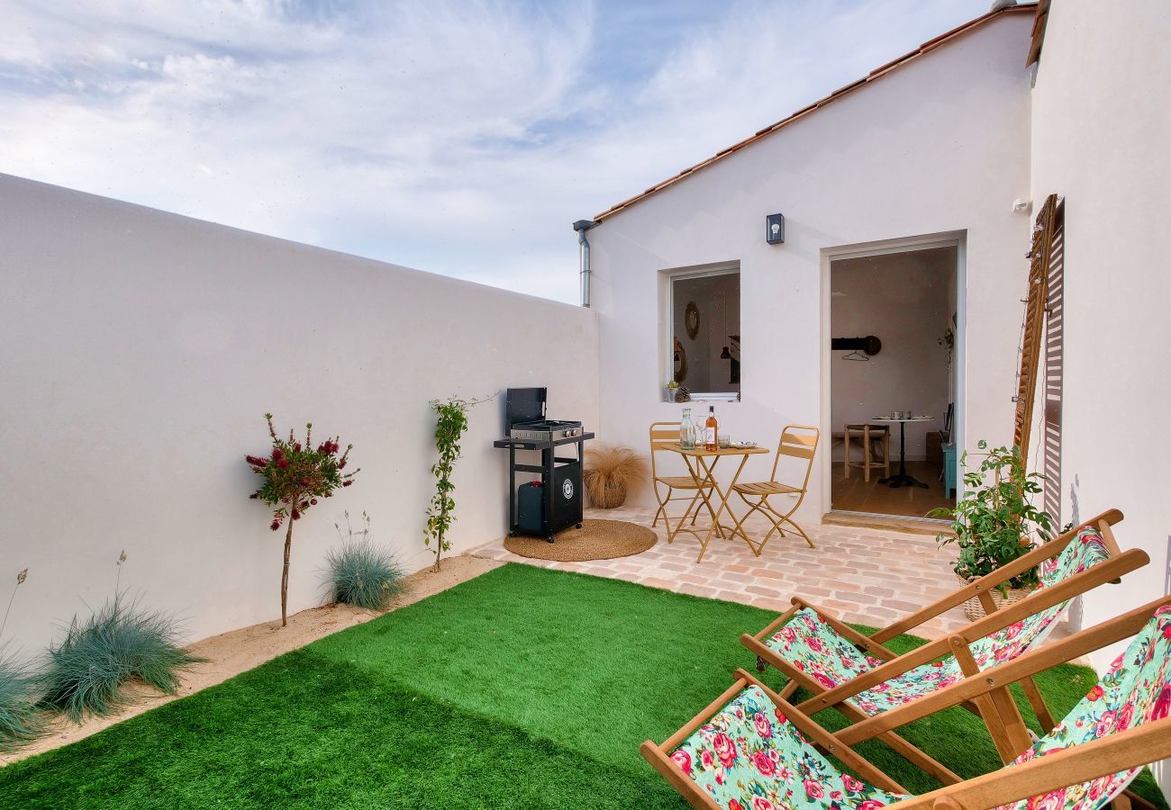 Studio à Rivedoux-Plage - Studio avec terrasse à 250 mètres du port