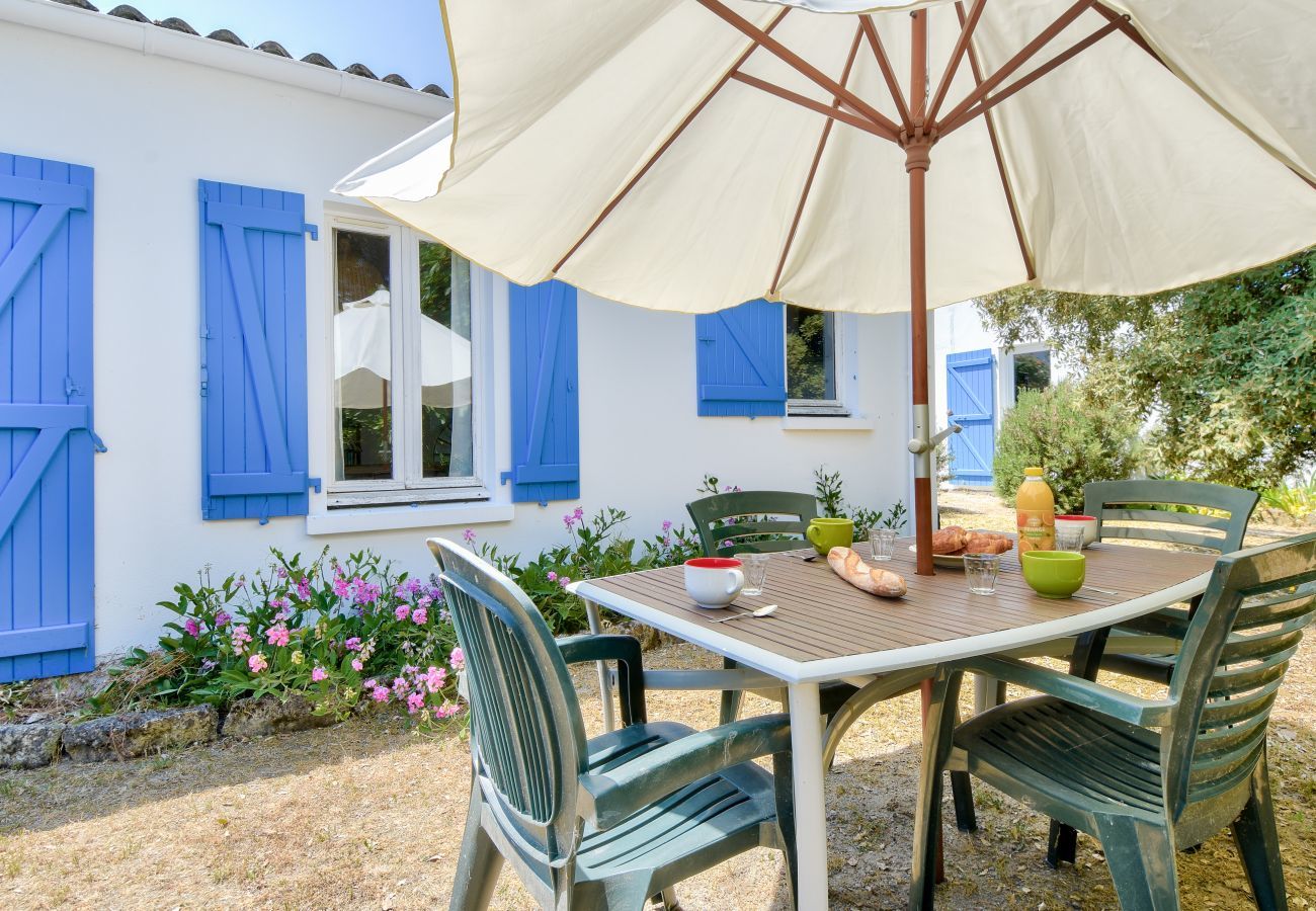 Maison à La Guérinière - Maison pour 4- Jardin - 600m de la plage