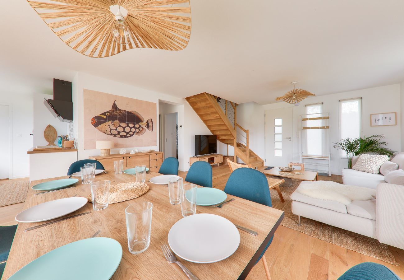 Maison à Le Tour-du-Parc - Maison neuve pour 8 - 500m plage du Rouvran
