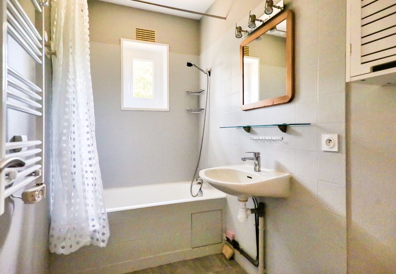 Maison à Saint-Gildas-de-Rhuys - Maison pour 8 - Jardin - Près des plages