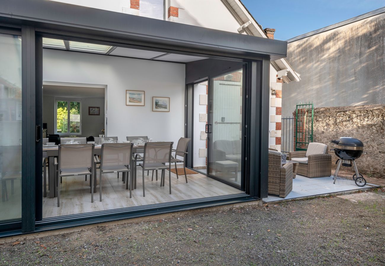 Maison à Saint-Michel-Chef-Chef - À 50m de la plage, jolie maison pour 8