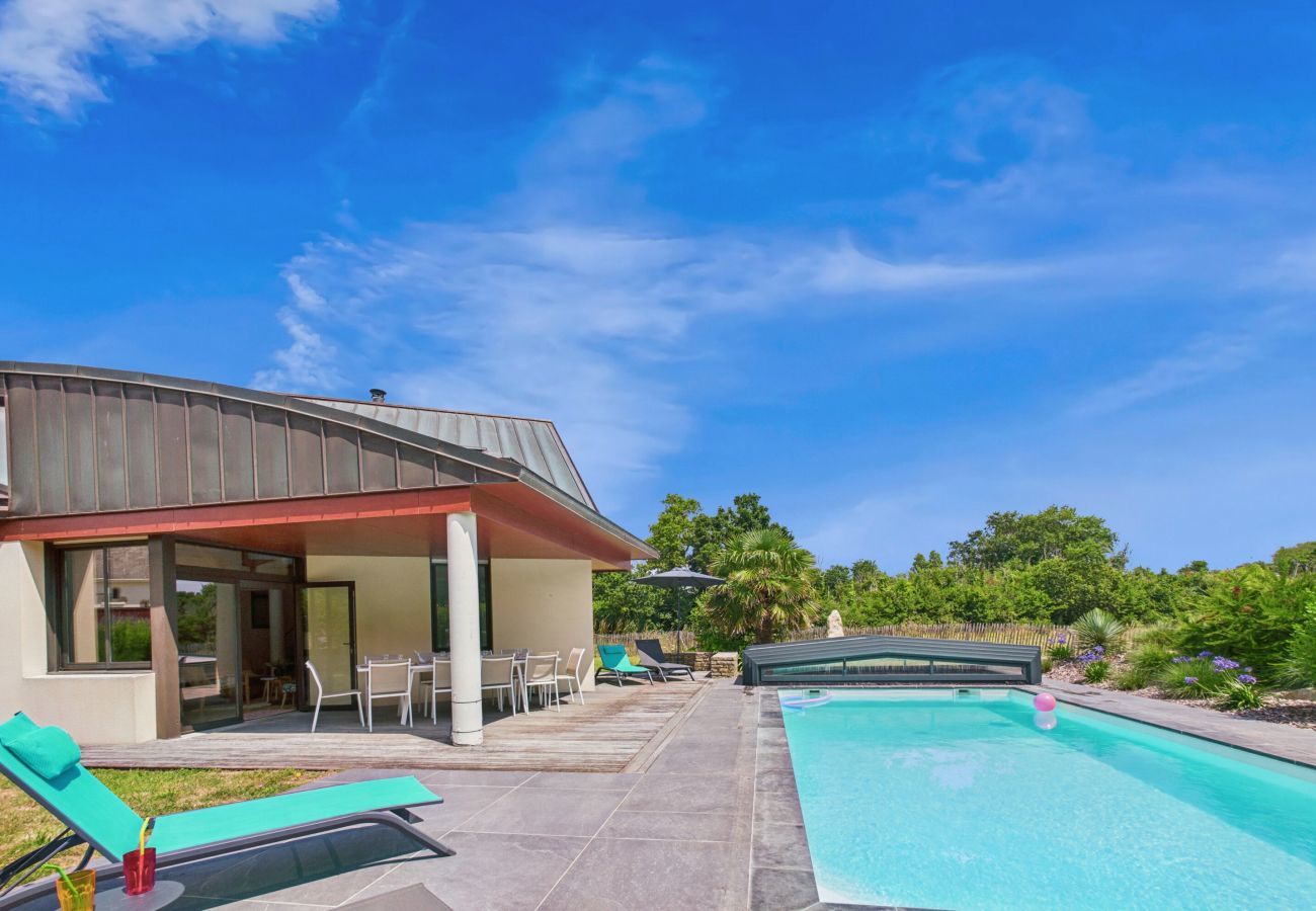 Maison à Fouesnant - Jardin et piscine - 1km de la plage- Pour 8