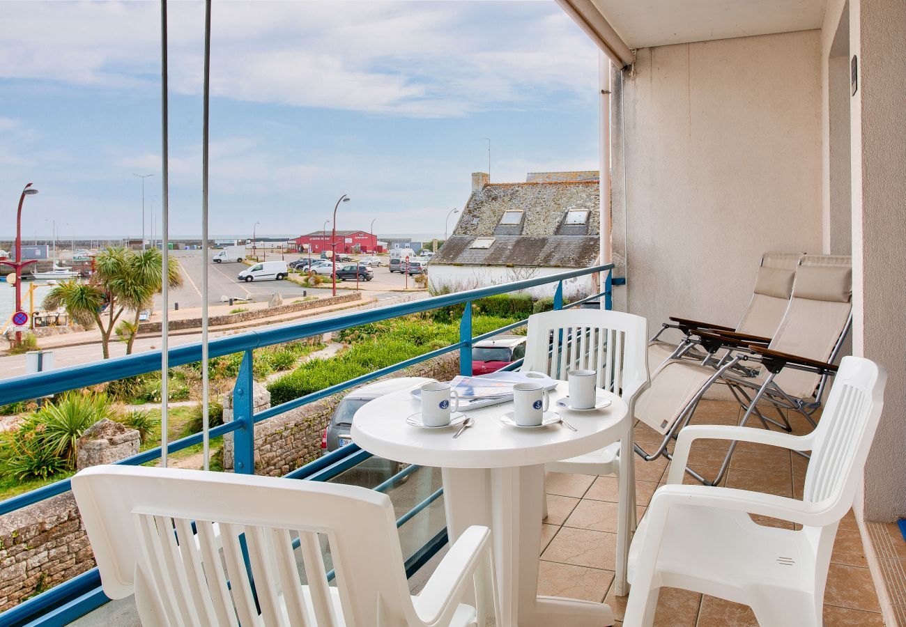 Appartement à Plobannalec-Lesconil - À 200m de la plage, appartement vue mer pour 2