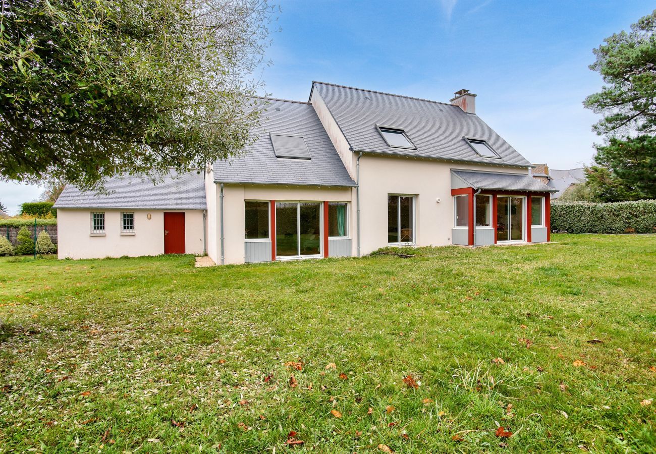 Maison à Saint-Briac-sur-Mer - À 900m des plages - Maison pour 7 avec jardin