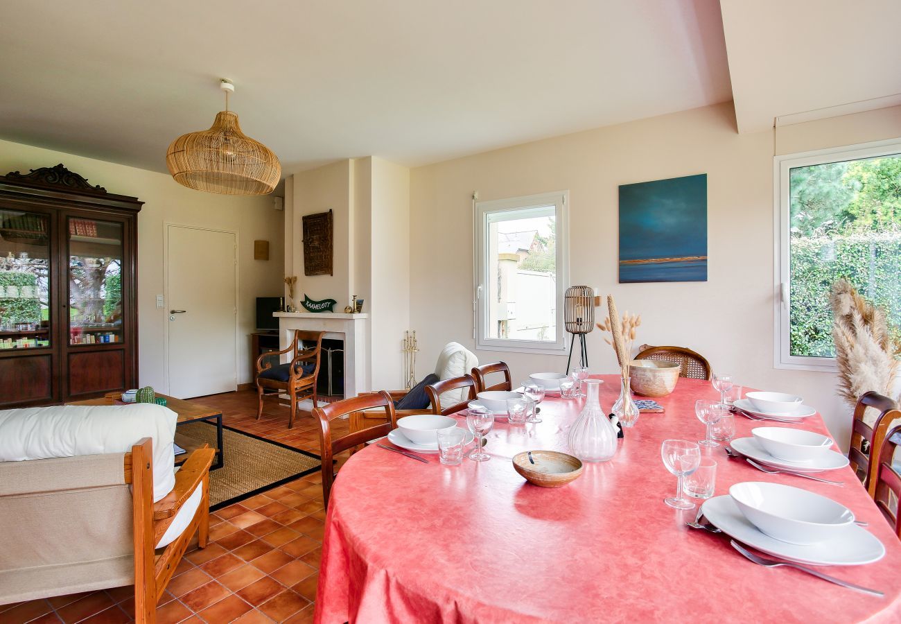 Maison à Saint-Briac-sur-Mer - À 900m des plages - Maison pour 7 avec jardin