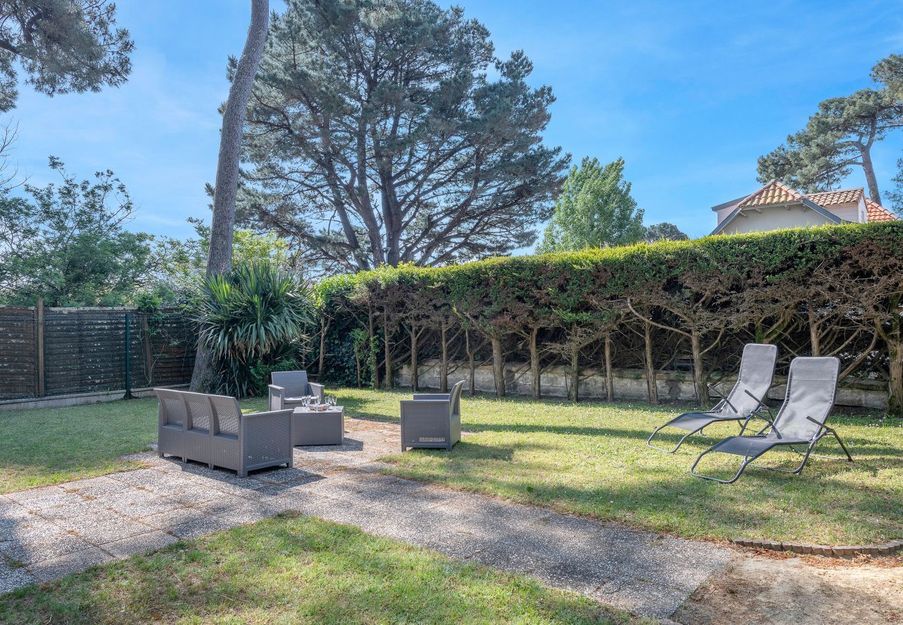 Maison à Saint-Michel-Chef-Chef - Bourg de Tharon plage pour 8  