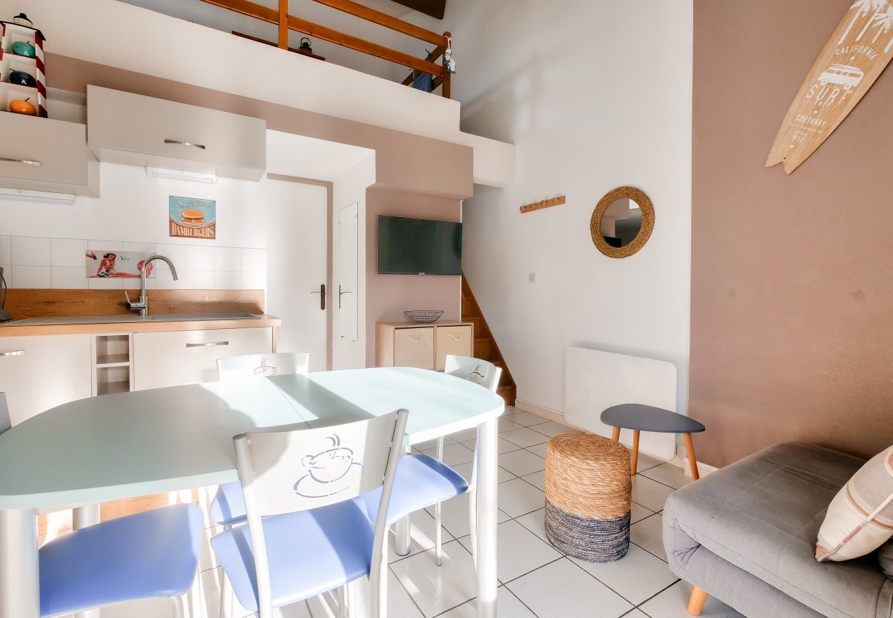 Maison à Saint-Vincent-sur-Jard - Résidence vacances avec piscine- maison pour 4