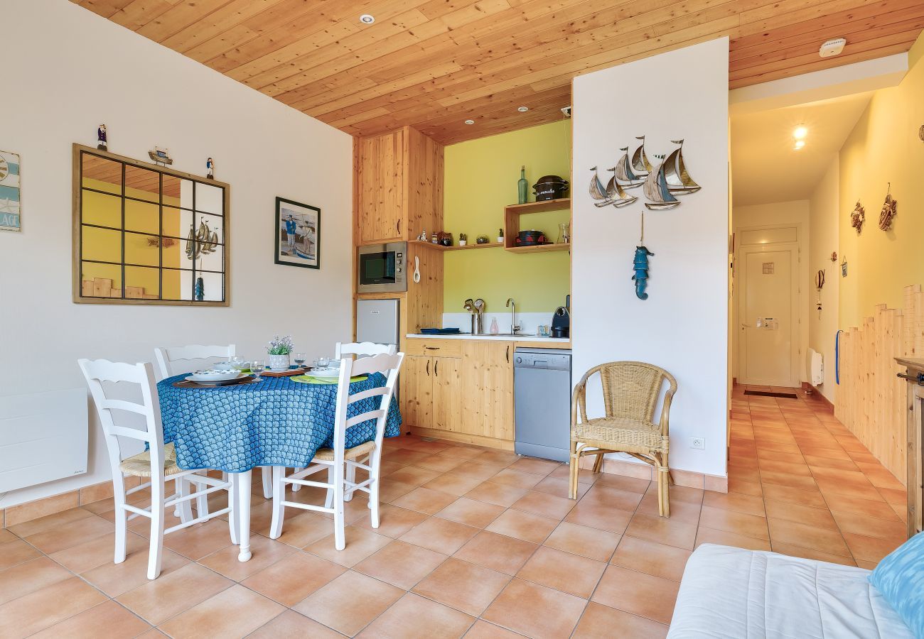 Appartement à Saint-Jean-de-Monts - 400m de la plage, appartement avec piscine