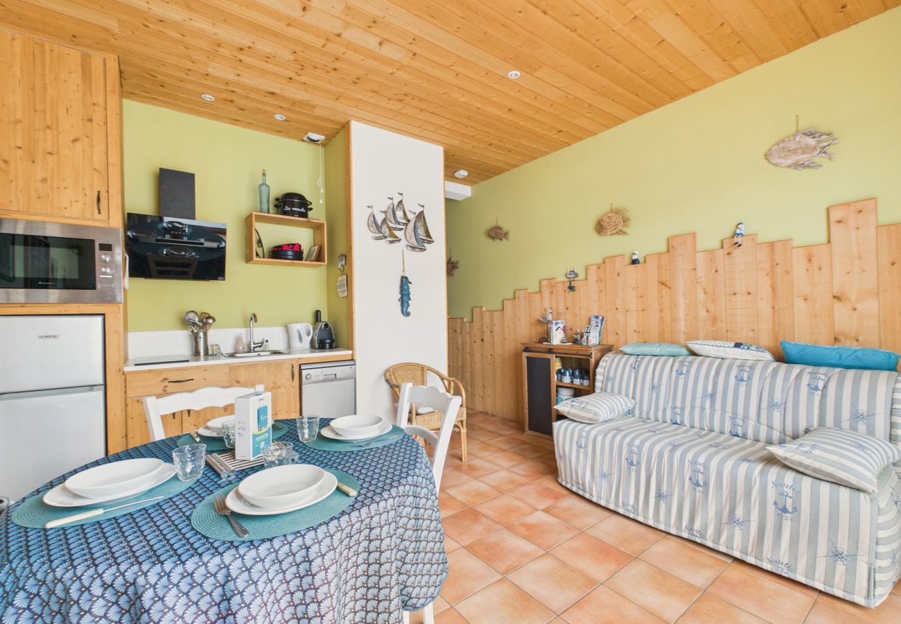 Appartement à Saint-Jean-de-Monts - 400m de la plage, appartement avec piscine