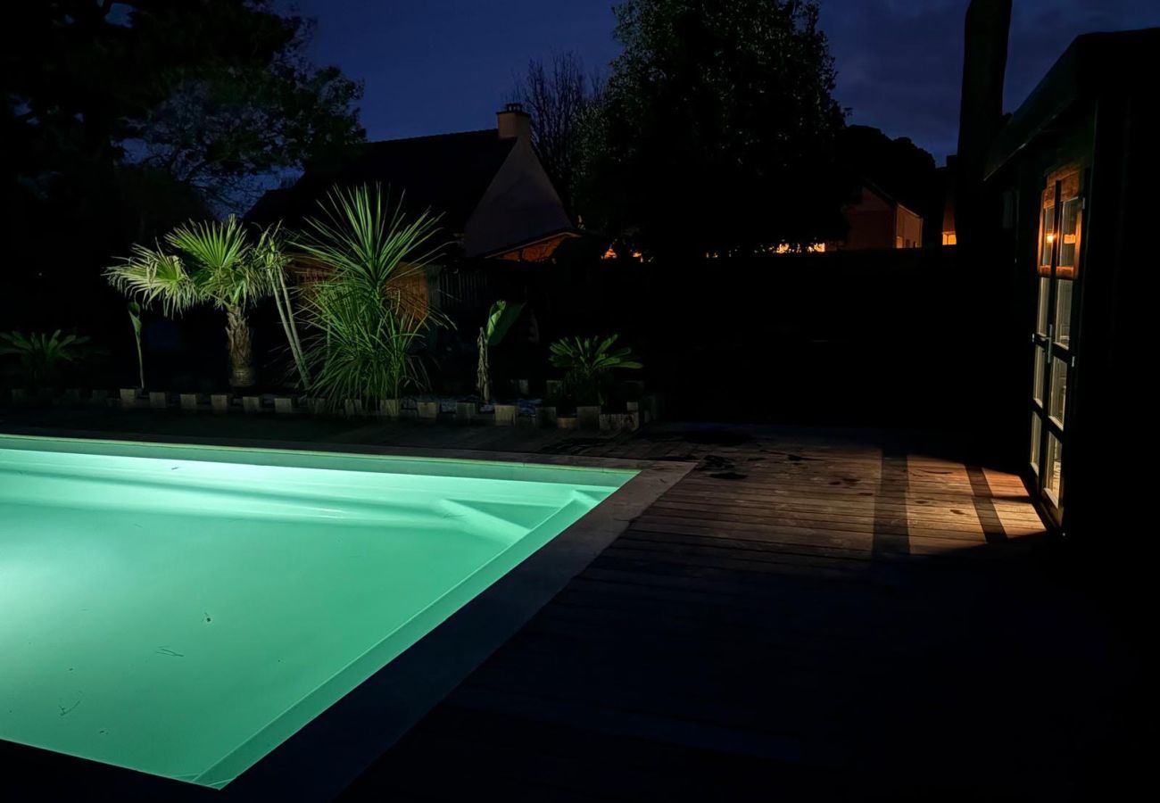 Maison à Mesquer - Grande maison familiale à Mesquer avec piscine