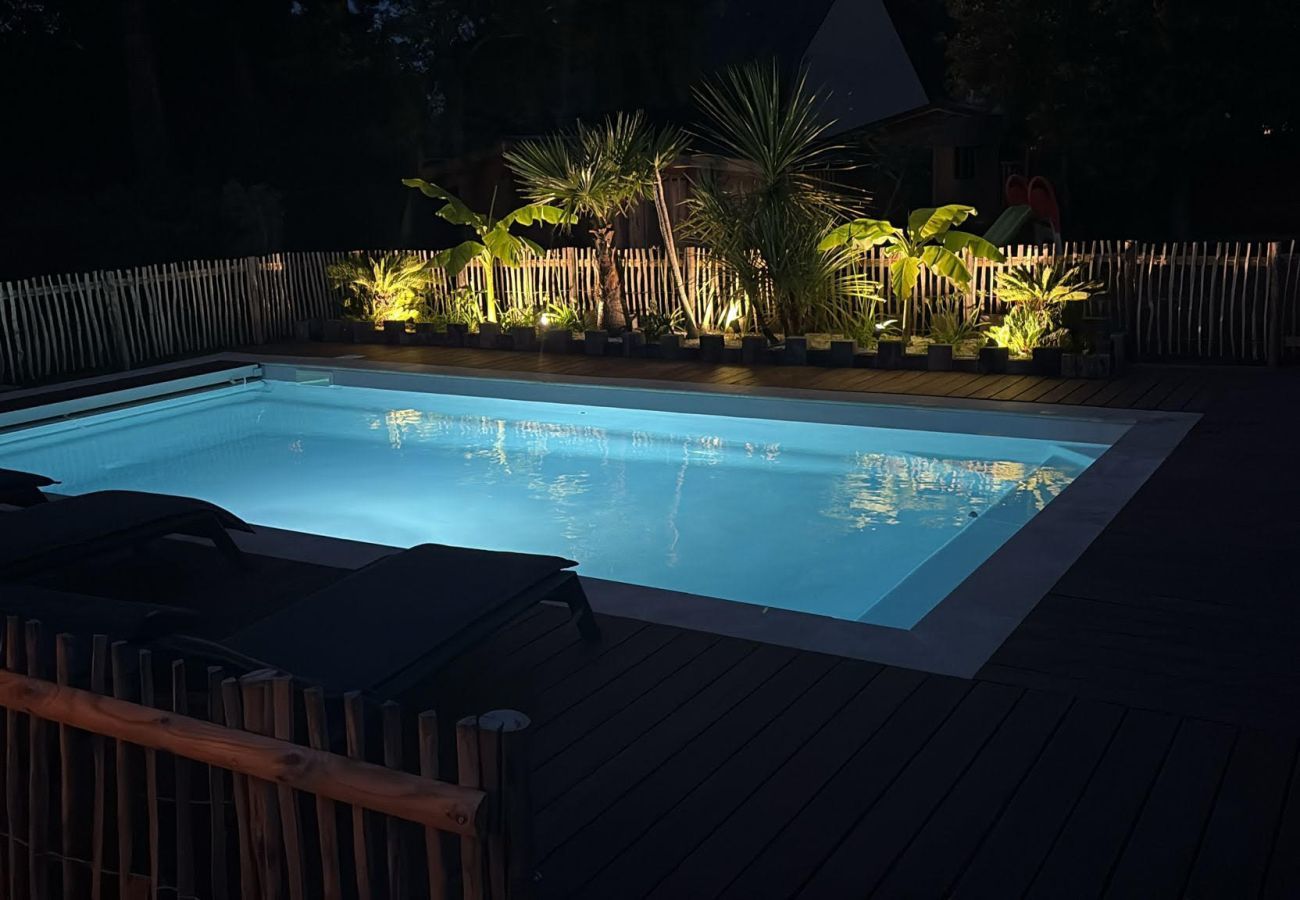 Maison à Mesquer - Grande maison familiale avec piscine et jardin