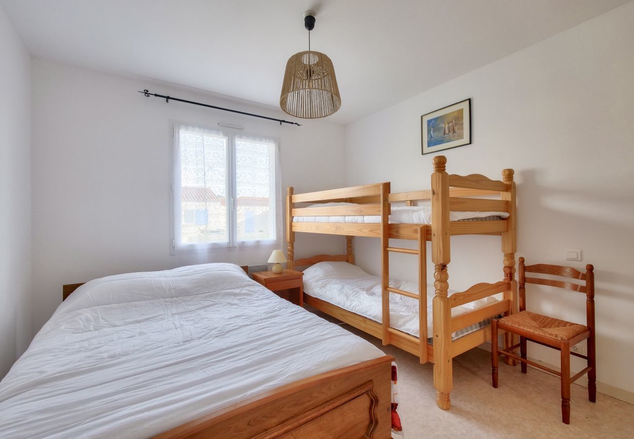 Maison à Longeville-sur-Mer - Maison pour 8 - 5min de la plage - jardin & véranda
