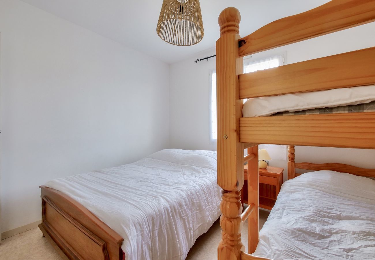 Maison à Longeville-sur-Mer - Maison pour 8 - 5min de la plage - jardin & véranda