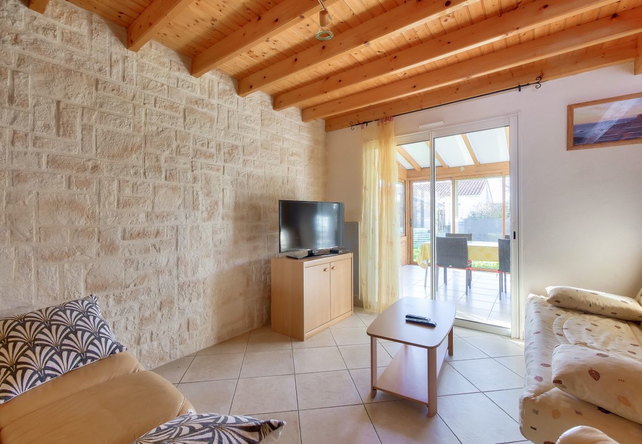 Maison à Longeville-sur-Mer - Maison pour 8 - 5min de la plage - jardin & véranda