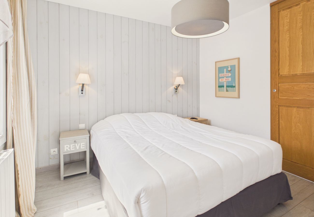 Maison à Saint-Martin-de-Ré - Maison avec piscine pour 4 adultes et 2 enfants